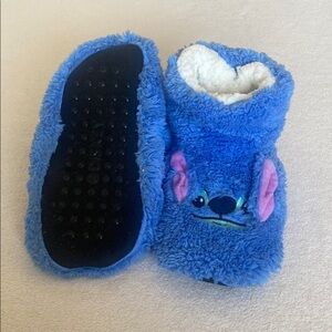Lilo and stitch Blue Fuzzy Character Slippers Size S/M 5.5-7